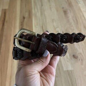 Vintage Brass Buckle braided Genuine Leather Woven‎ Belt size small womens brown